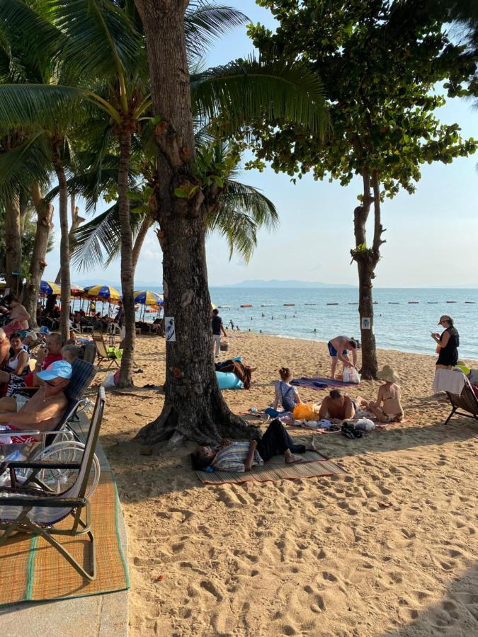 Jomtien Beach Hostel & Guesthouse Kültér fotó